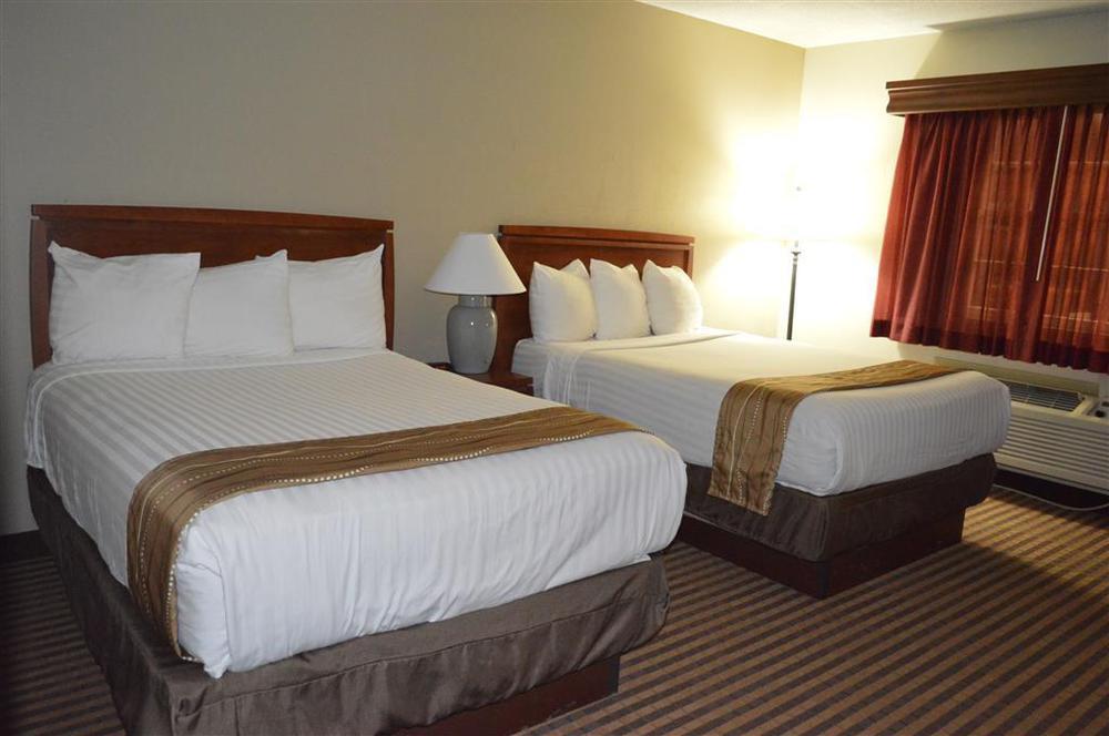 Best Western Hospitality House Emporia Ruang foto