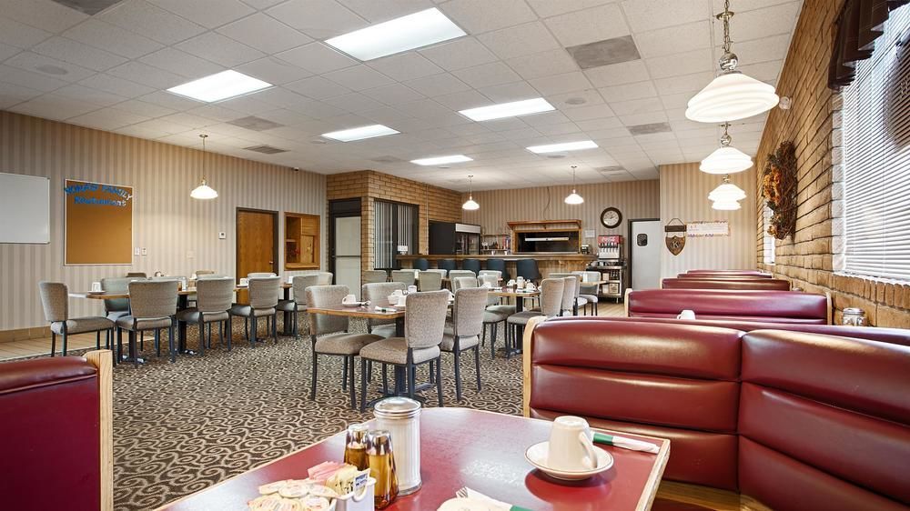 Best Western Hospitality House Emporia Bagian luar foto