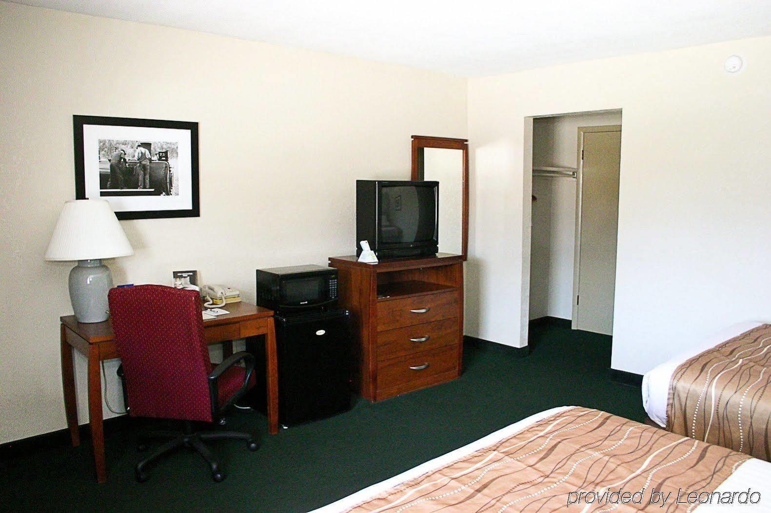 Best Western Hospitality House Emporia Ruang foto