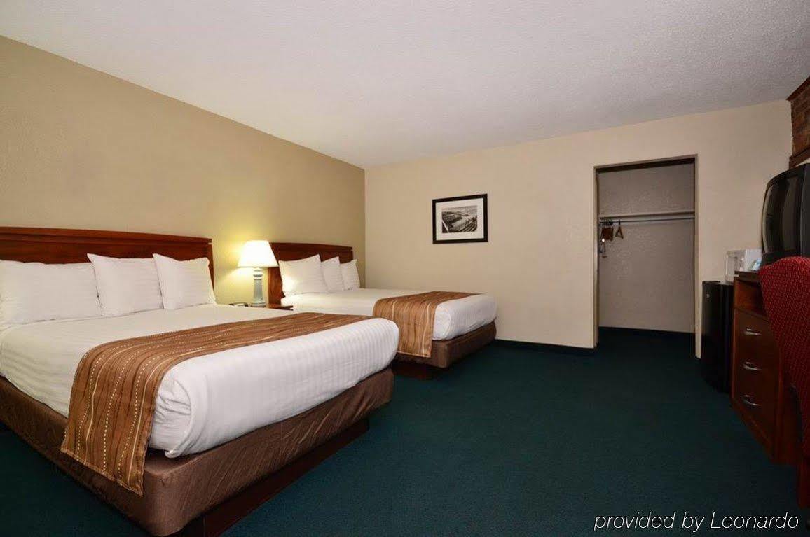Best Western Hospitality House Emporia Ruang foto